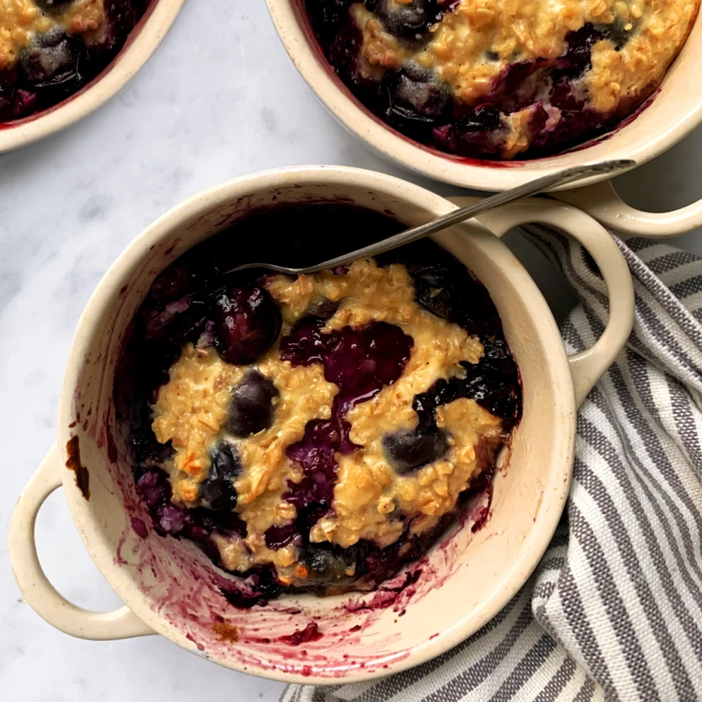 Blueberry baked oats